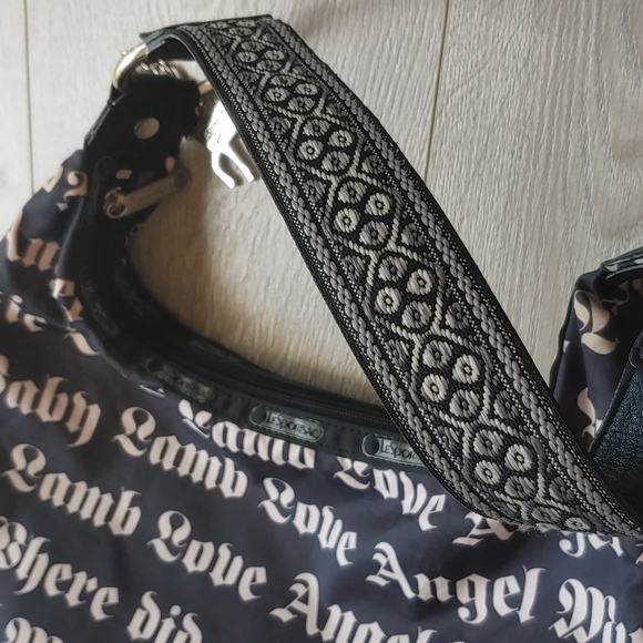 **SOLD**Vintage L.A.M.B. Lesportsac 2 Piece Bundle Lot EUC Mini Barrel & Medium - Picture 11 of 16